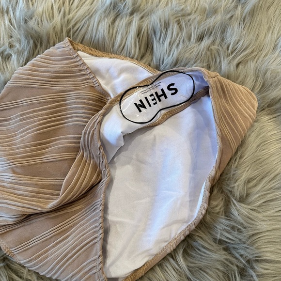 SHEIN taupe/brown strappy cutout swimsuit - Picture 3 of 10